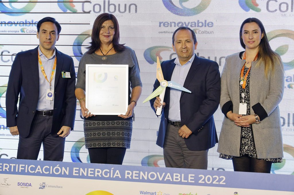 eapsacl's tweet photo. ♻️🚰⚡️#EAPSA y @ColbunEnergia reafirman compromiso de energía 100% renovable 2022
https://t.co/0NW5nw5zCr https://t.co/PEQeCGoERs
