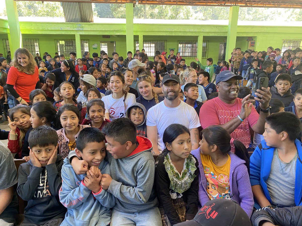 JcLaSh's tweet photo. 667 (that was close) kids in this community and only 20 teachers!
Out of all my years of coming to Guatemala, I’ve never been in a community with this many kids!
We are building two schools here (one completed) and the kids are so excited about it!
#whereswaldo #hugitforward https://t.co/O5jxiEec7S