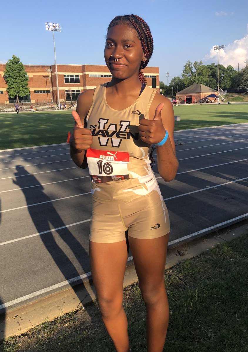 Shmyhia loves the Music City Track Carnival!!! A three second PR and the 7th fastest time in Whitehaven history!

🔥2:27.99🔥

Trying to close her junior year with a PR in the 400 next week…

#StayTuned
#RespectTheHaven