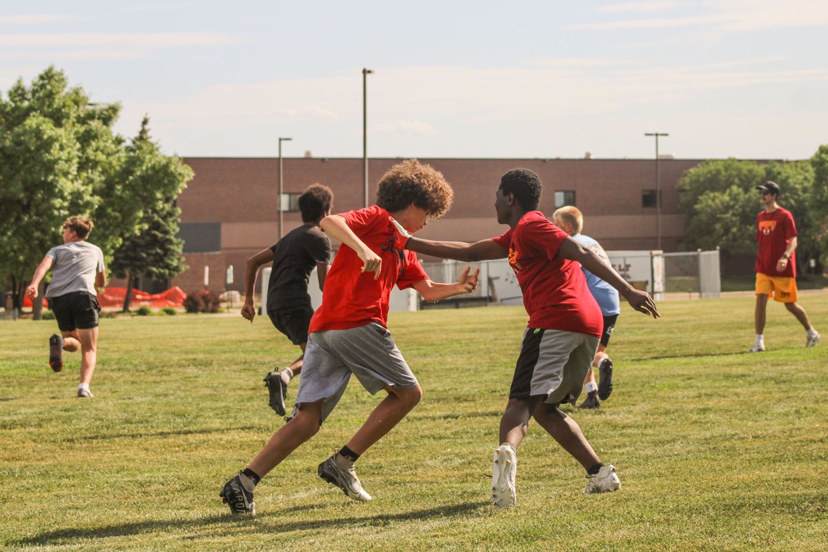 SFRiderFootball's tweet photo. Freshman camp was a success! It was great seeing these gentlemen from different middle schools unite as one team. The brotherhood begins now! #RiderRebuild📈 #TPT #INAM https://t.co/32e42fGsOP