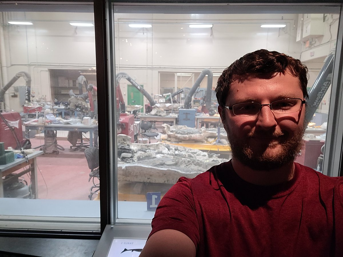 Happy #fossilfriday! I have officially moved to Drumheller and started my first week at the Royal Tyrrell Museum of Paleontology. Looking forward to learning new techniques and making new friends. #paleontology #museum