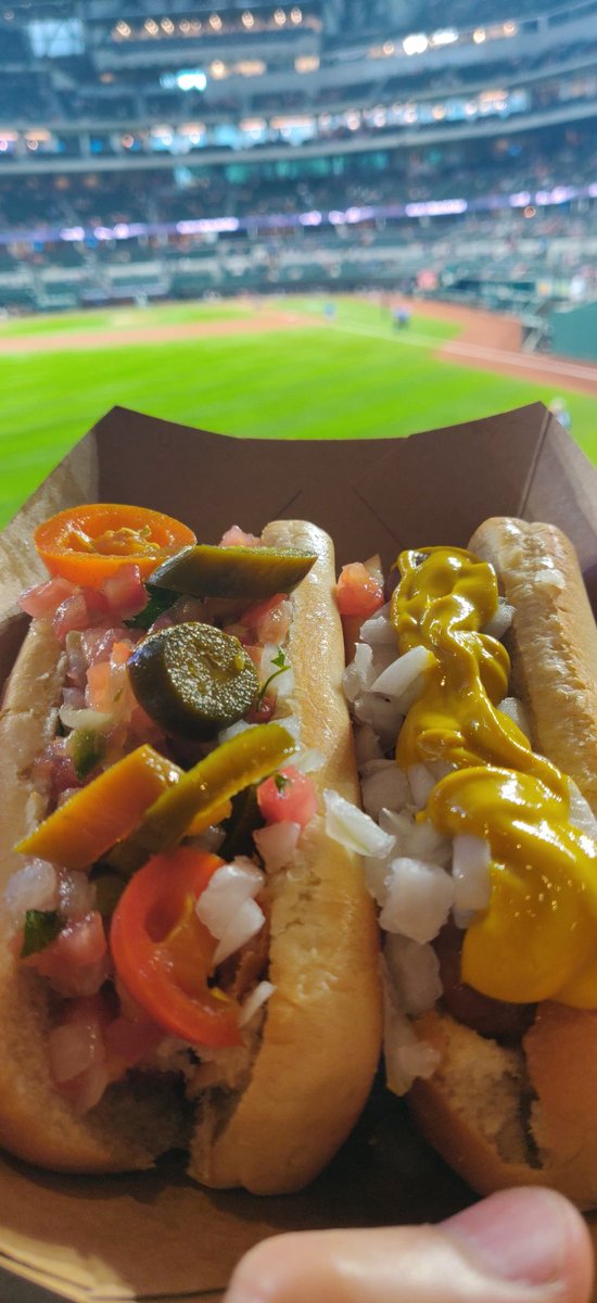 DMTMpodcast's tweet photo. Round 1 going with two dogs. @codyclifton77 is somewhere gagging. https://t.co/SaKvibxEOu