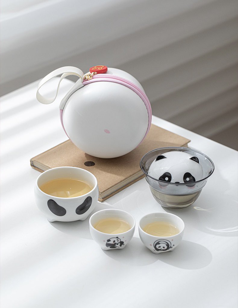 morimatea's tweet photo. Is a fun and lovely real giant panda.
.
.
.
#portable #travelkit #travelset #panda #pandalover #gaiwan #teacup #cuppatea #brewedtea #funny #lovely #cute #elegance #elegantdesign #beautyproducts #tealoversunite #teacommunity #teablogger #small #exquisite #fascinating #morimatea https://t.co/kt4y2pjjtc