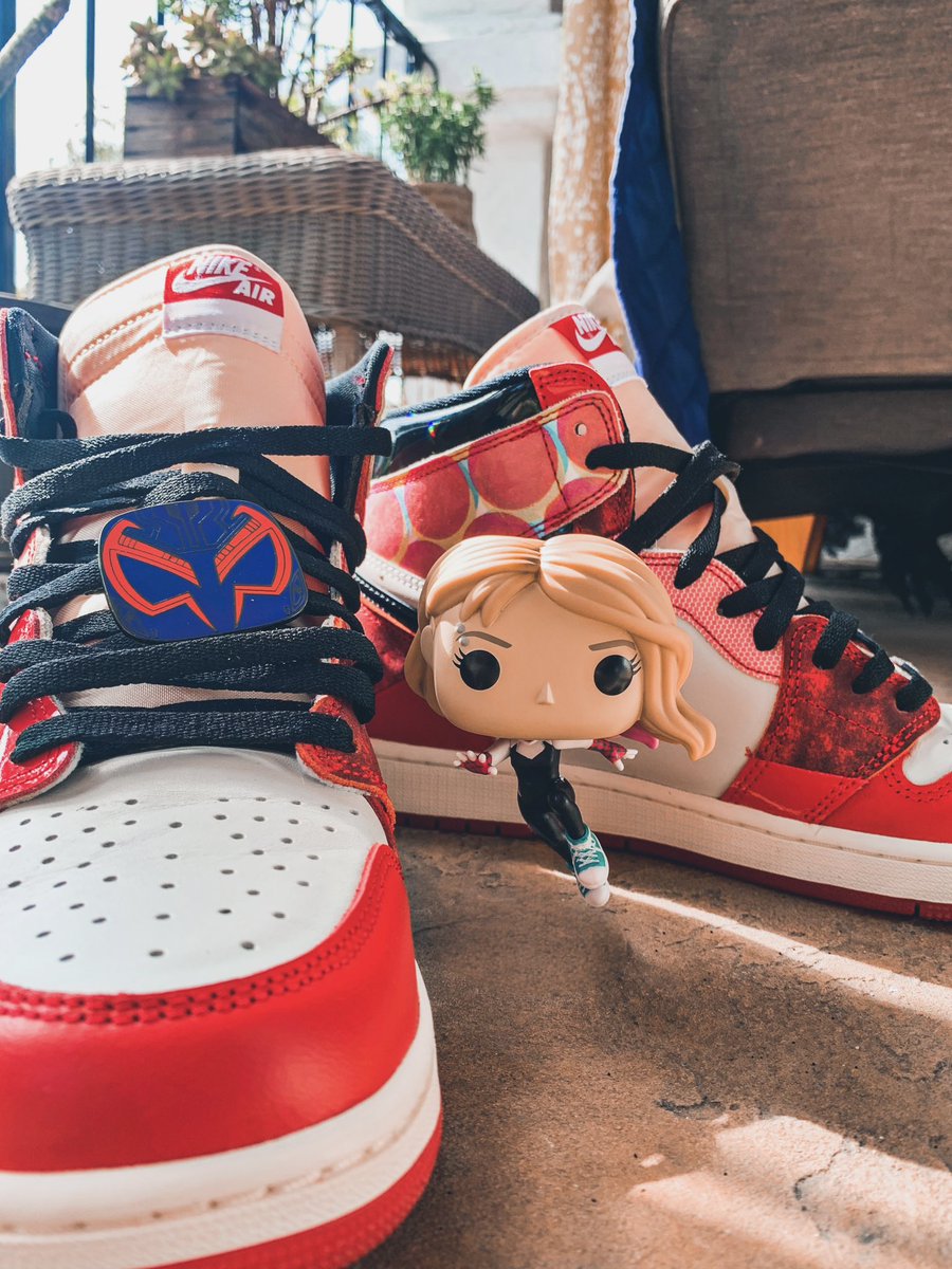 Pretty stoked to go see SpideyMans Across the Spider Verse with some great peeps ( @Lana_Hock @sup3r_jen @Jace_CD  and @piquitto27 ) and cool kicks! 

#milesmorales #milesmoralesjordan1s #myfunkostory #funaticofthemonth #CaliforniaFunko #funkophotography #funaticoftheweek #FOTM