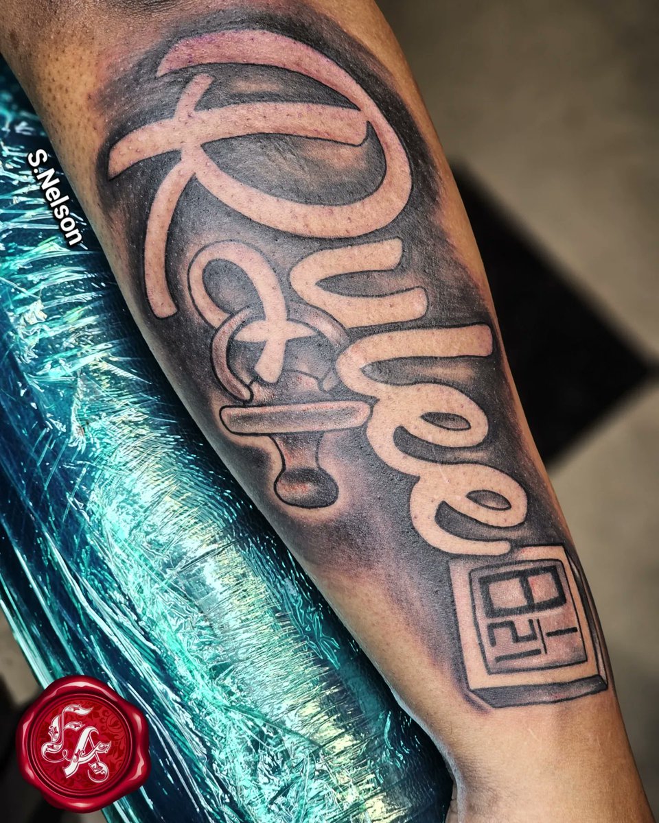 FliegenArt's tweet image. Taking Appointments &amp;amp; Walk-ins 
🧱 11663 Jones Rd Suite F., 77070
📲 832.262.9673 
📸 Insta: instagram.com/fliegenart
.
#FliegenArtTattooStudio #HoustonTattooArtist #HoustonTattooShop #FemaleTattooArtist