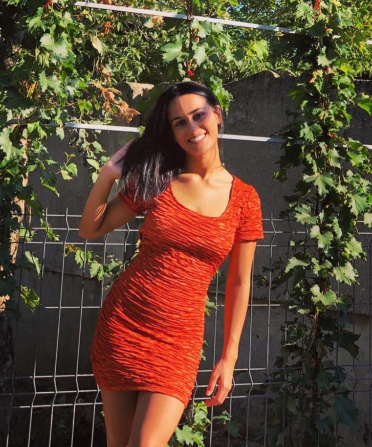 Kinckahan's tweet photo. 🍂𝓕𝓞𝓛𝓛𝓞𝓦🍂

🍑  #Amanda_i69 

Follow for more 🔥

🔞💦https://t.co/djS1id5XS6 https://t.co/M4fO0XtPRU