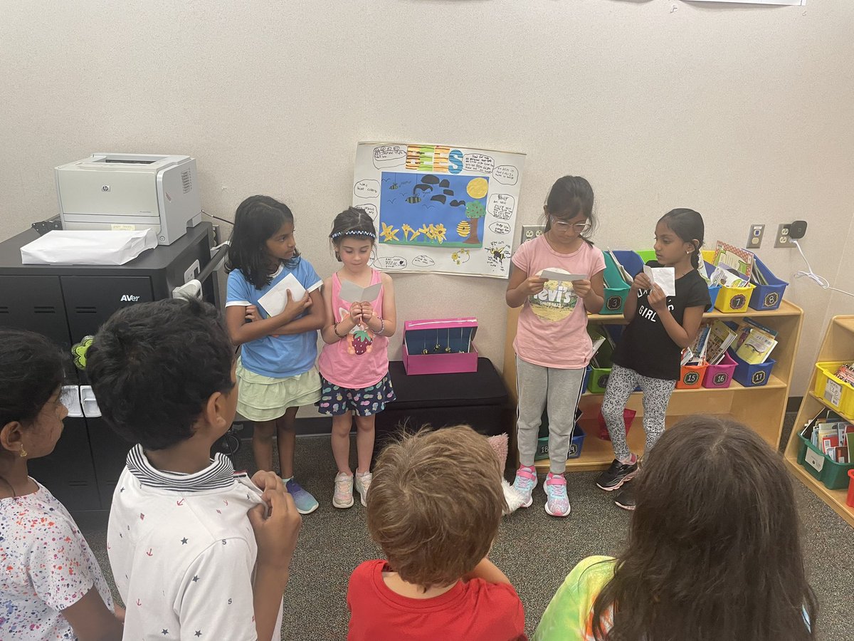 MsWarren1st's tweet photo. Bugs, bugs, and more bugs! They were SO excited to present their projects to other first graders. https://t.co/mYiWy67fq9