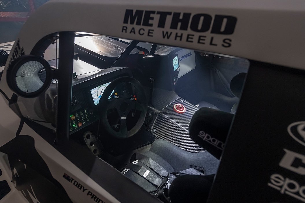 methodracewheel's tweet photo. Is this baddest Unlimited Truck in Australia?! Take a look back at this 2021 TSCO Australian Spec TT Mitsubishi Triton on #MRW103 Race Series wheels 🏁
Learn more.: https://t.co/B9pgsvKqCE
#methodracewheels #lighterstrongerfaster #methodwheels #offroadwheels https://t.co/UFUiZ5LFK6