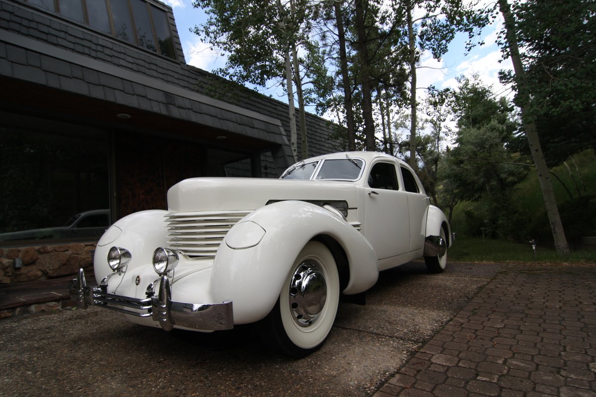 CusslerMuseum's tweet photo. The Cussler Museum will be open this Saturday, June 3rd.  A great place to see a fantastic collection of classic cars, including this 1937 Cord 812 SC Berline. https://t.co/uTPA5wIEkQ
#clivecussler #author #classiccars #museum #collection #vintage #automotive https://t.co/vT7OcGNd5B