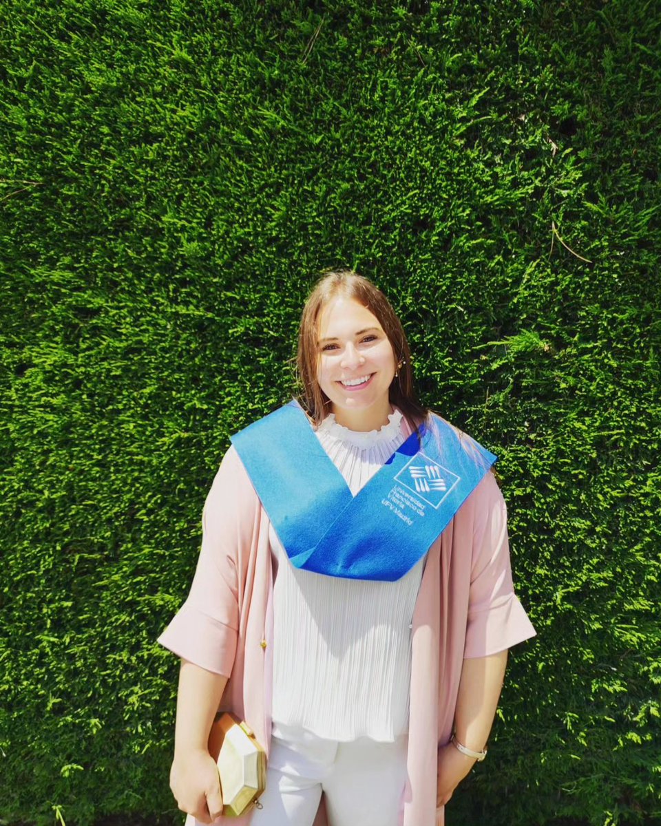 Yolanda098's tweet photo. 🎓🤍🥹 https://t.co/8Jy2K53SCM