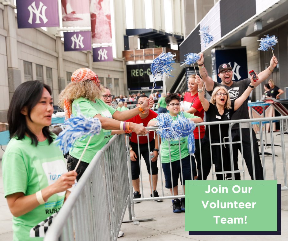 runyon5k's tweet photo. Want to experience the #Runyon5K without going the 3.1 miles? #Volunteers ages 15+ are needed to help with everything from setting up water stops to cheering on participants - all while supporting cancer research funded by @DamonRunyon. Join us at Yankee Stadium on Sat 7/29! https://t.co/evpTsluzpe