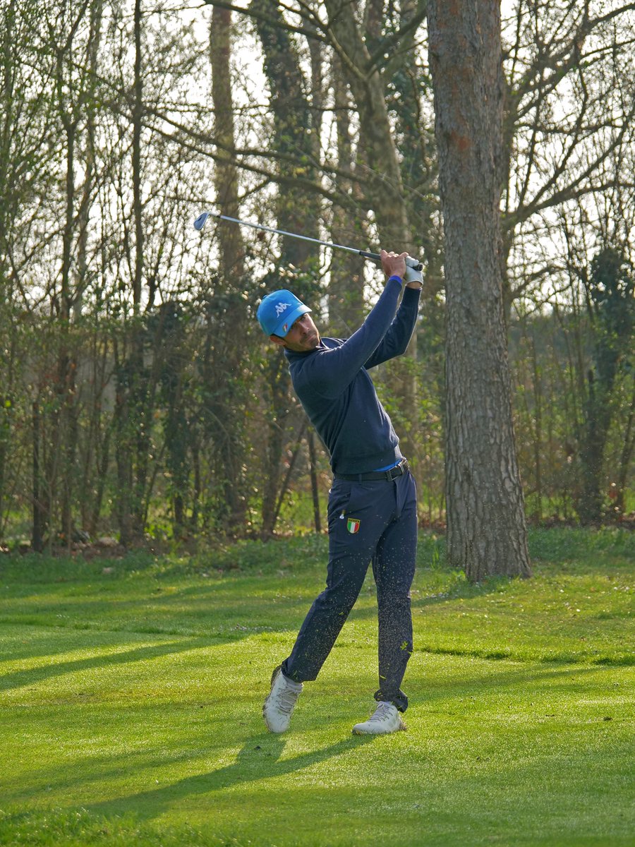 FederGolf's tweet photo. 📍 Open de la Mirabelle d’Or

In Francia dopo il primo round in testa ci sono 🇳🇱 #Keunen, 🇪🇸 #LopezPizarro e 🇮🇪 #Mullarney con -3.

🇮🇹 #Trinchero e #Comotti (A) 8/i con -1. #Rigotti, #Dallanegra e #Giletta 16/i (par).

@alpstourgolf #golf https://t.co/5H9Lt7SAui