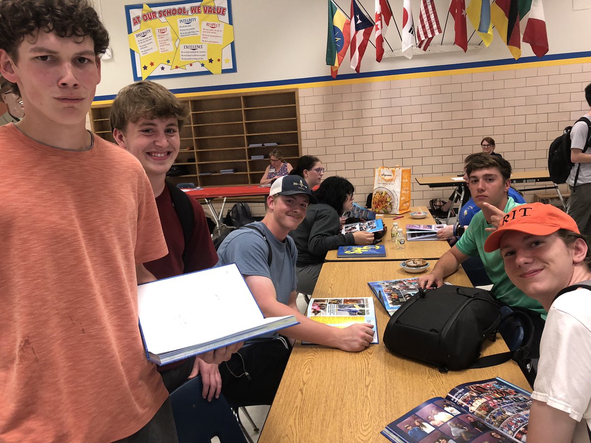 Irondequoit HS tweet media