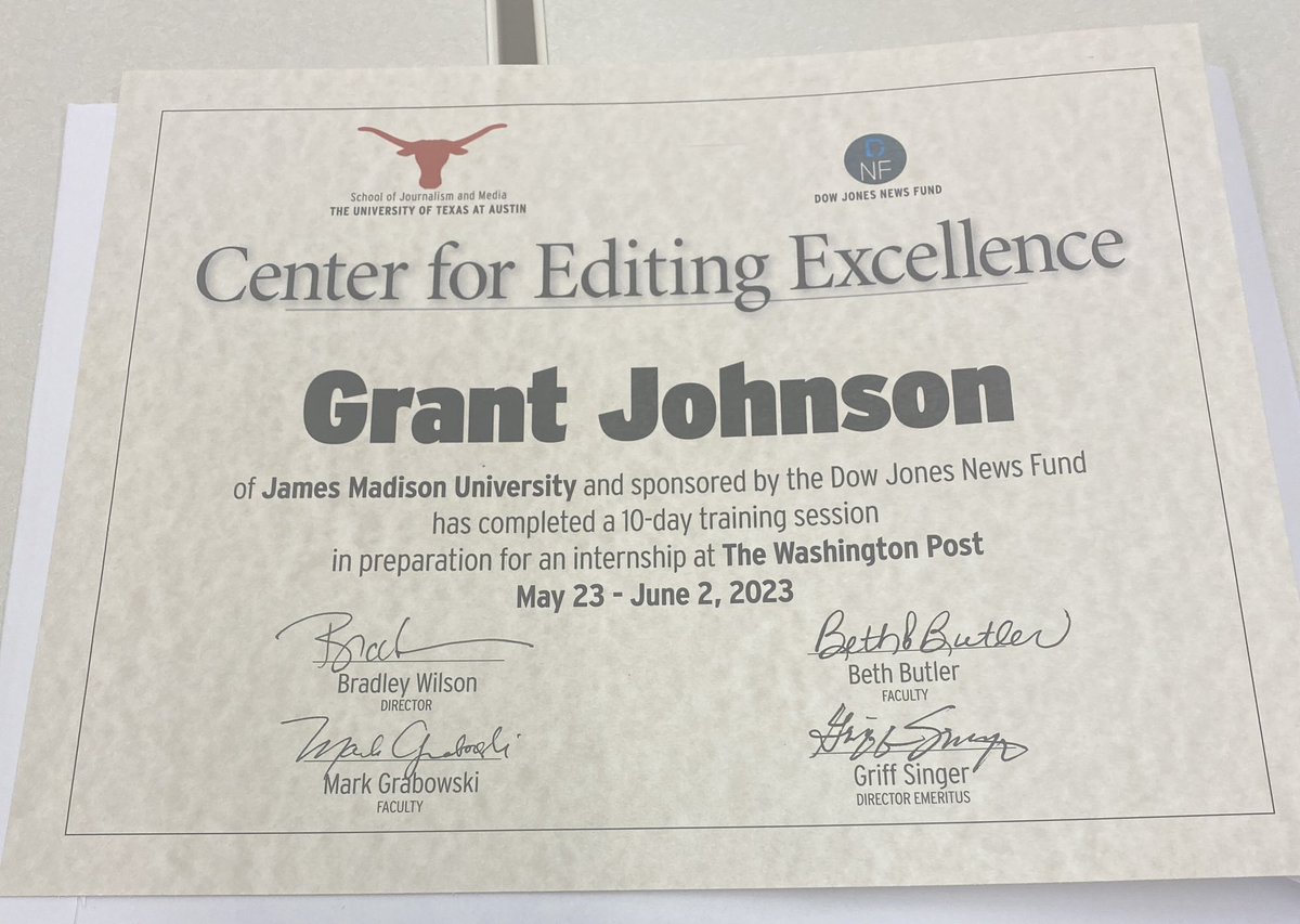 grantjohnson_5's tweet photo. First time walking the stage🥲
Such a great 10 days at @UTJSchool with the #djnfedit23 cohort — learned so much every day and made lifelong friends.
Next stop: @washingtonpost👀 https://t.co/C3K94BcKls