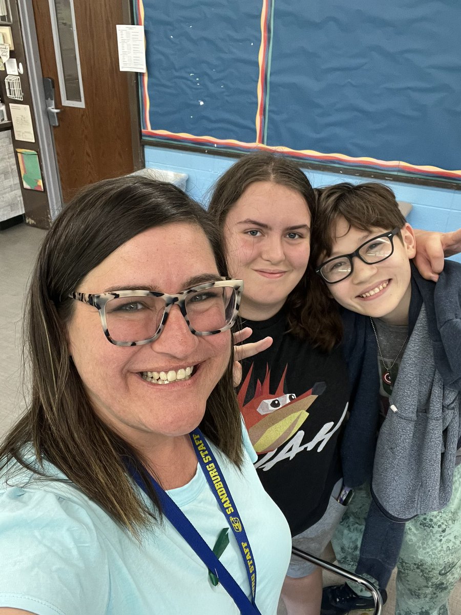 MsGMarinello's tweet photo. 15: Another year of learning & growing together! Thank you for the laughs, memories & relationships made through it all! Have a great summer @SandburgHS Eagles! Be safe, unplug, do all the things, rest & enjoy every minute! 💙☀️🦅 #SandburgSummer #HereWeGooo #ImGettingMarried💍 https://t.co/pwCSh8zfyN