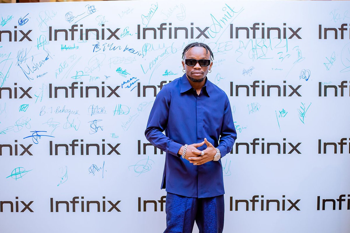 InfinixMobileTZ's tweet image. Toto Bad @tz_marioo ndani ya Nyumba, Akipata nafasi ya kushare  ku-experience kwa mara ya kwanza kutumia simu yetu Mpya.

Mambo ni motooo🔥🔥. Hili ni jicho La Admin LIVE kutokea katika Uzinduzi wa #NOTE30Series 
#Infinixtanzania #spidikasi