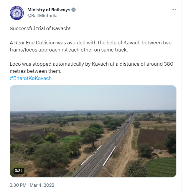 eclector1419857's tweet photo. #CoromandelExpress
#Train
#Accident
#collission
What is this ? @RailMinIndia
https://t.co/cbYJg7LvJO https://t.co/xxKXascyb2