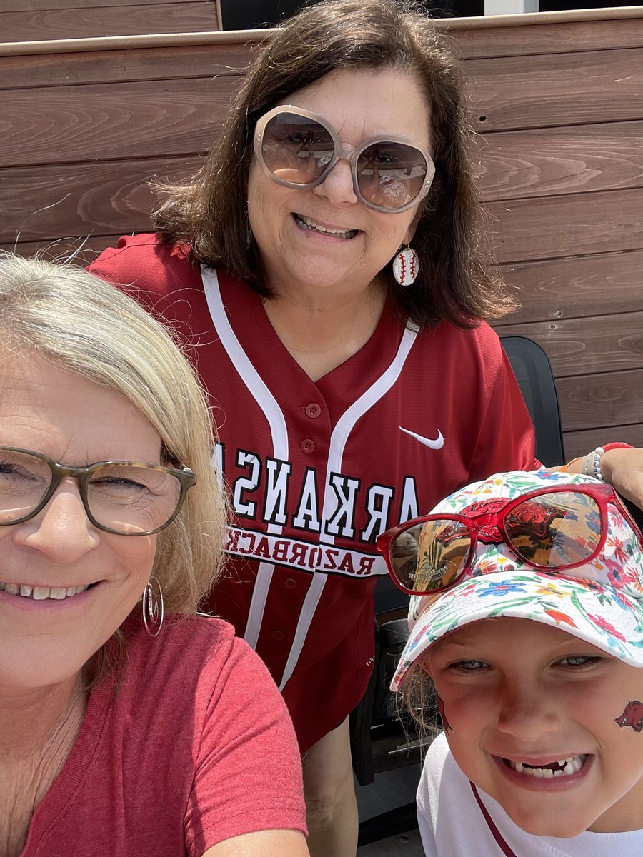 Go Hogs! Girls Trip! #fayettevilleregional