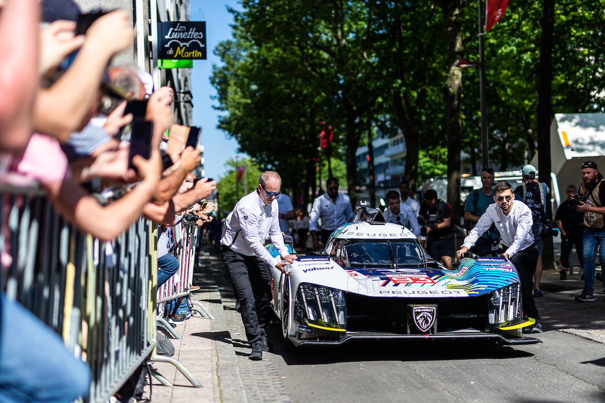 sportscar365's tweet photo. 📸 LE MANS PHOTOS: View a selection of images from the opening day of scrutineering for the @24hoursoflemans.

➡️ https://t.co/YuIhHtyCyP #LeMans24 #WEC https://t.co/MgjzbYwnyK