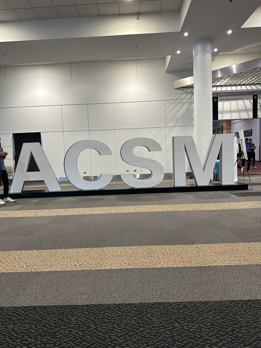 BindalMehmel's tweet photo. Great week of learning, presenting, and networking at #ACSM23 #concussion 

ps. We won a ribbon for our research! 😀 https://t.co/gUHePmHQbw