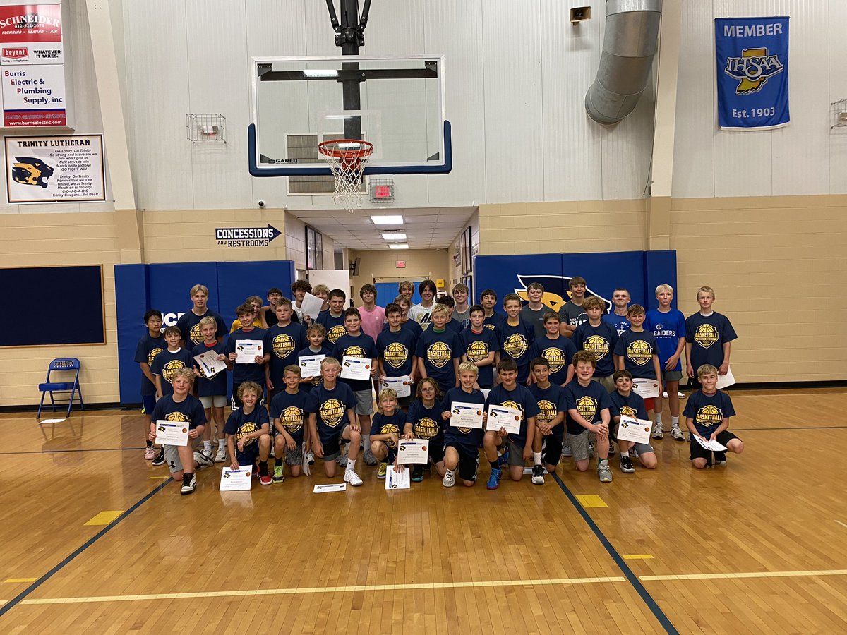 TL_CougarHoops's tweet photo. That’s a wrap for summer kid camp. Thank you to all the campers who made it a great week, and the parents and grandparents who took the time to bring them to camp. Exciting things are happening for Cougar Basketball. #CougarHoops https://t.co/3LTLBlAECS