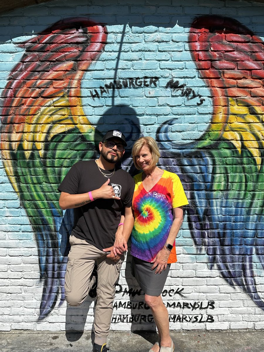 Victor Ibarra (@vici_socalgas) on Twitter photo Happy Pride Month !
With the queen amongst queens, thank you for all that you do for the LGBTQ community😘🌈 #Pride #LGBTQ .<a href="/SupJaniceHahn/">Janice Hahn</a> Happy Pride Month !
With the queen amongst queens, thank you for all that you do for the LGBTQ community😘🌈 #Pride #LGBTQ .<a href="/SupJaniceHahn/">Janice Hahn</a>