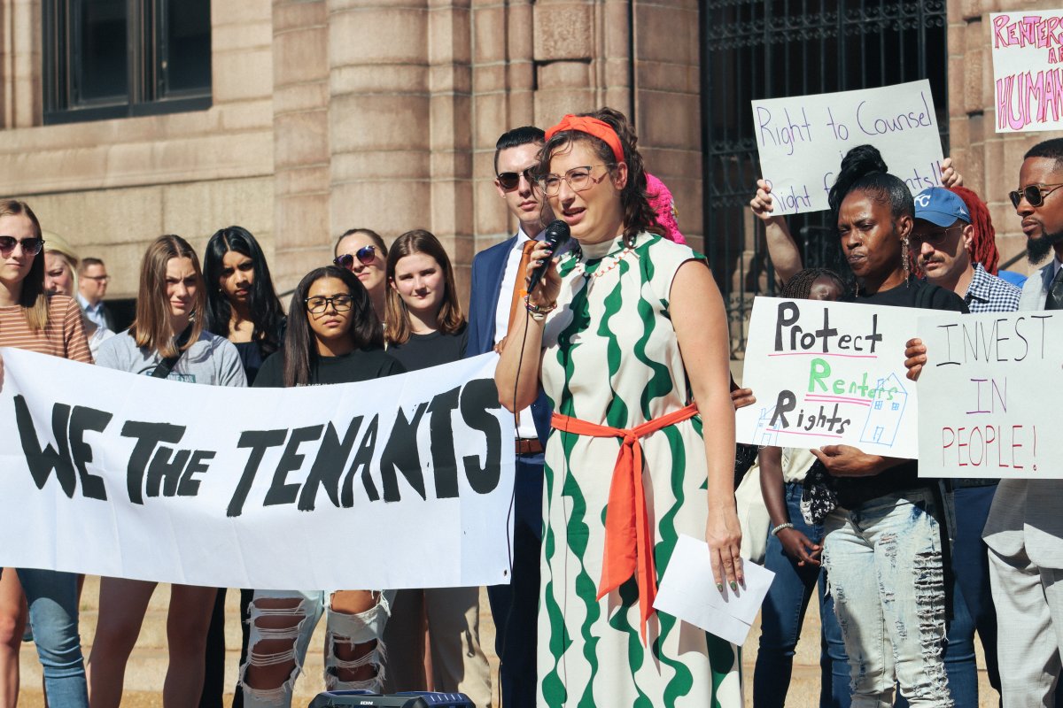 ActionSTL's tweet image. Today, at the #WeTheTenants RTC Rally and Press Conference,  President of the BOA, @saintlouispres, announced that the formal intro of RTC, which would provide legal representation to eligible people facing eviction in STL, will occur next week! 🗣️

@ArchCityDefense 

#ActionStl