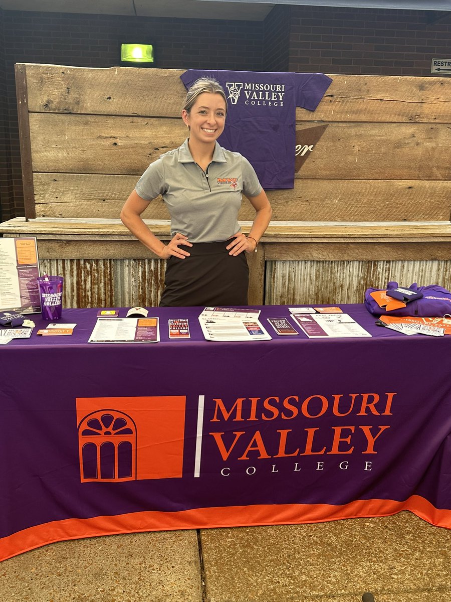 MSHSAAOrg's tweet photo. @missourivalley is a proud sponsor of the MSHSAA Girls Soccer Championships! A representative is on site to talk about what opportunities MOVAL has to offer! #BeAViking https://t.co/GNR6mmMKAy