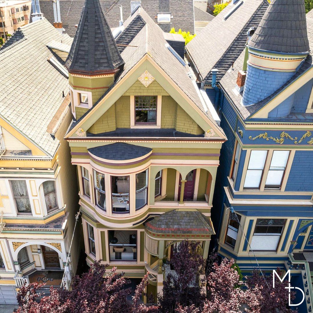 MollieandDeclan's tweet photo. Exquisite Queen Anne Victorian on NOPA's treasured Broderick Row! 4 levels of stunning Victorian details.   

705 Broderick Street 
4 Bedrooms 4 Bathrooms 
$4,250,000  

Mollie Poe + Declan Hickey 
(415) 902-2447 // (415) 902-2446  

#SanFrancisco #SFRealtor #NOPASF #SFRE https://t.co/DfBo5AC3o7