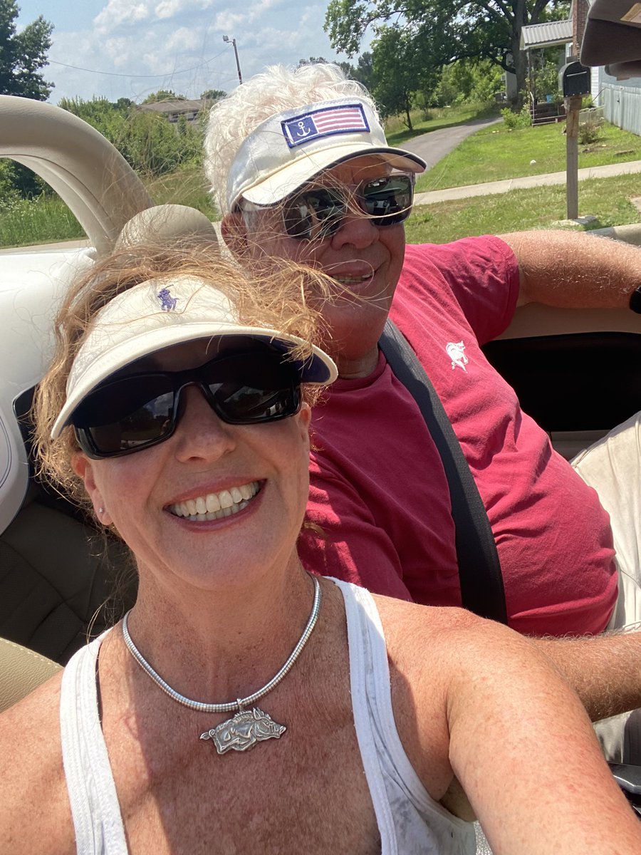 mytraveltails's tweet photo. Headed to #omaha in style! #fayettevilleregional #baumregional https://t.co/zOzGBuRzLZ