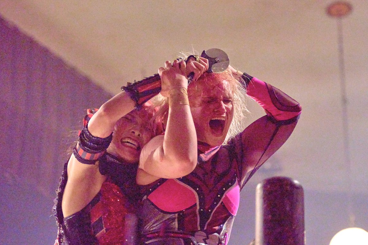 kinggordzilla's tweet photo. The cutest killer in the game. @maki_itoh proving what a menace she is during @GCWrestling_ #GCWTheWay at Harpos in Detroit. #MDK https://t.co/LeurAwWY5E
