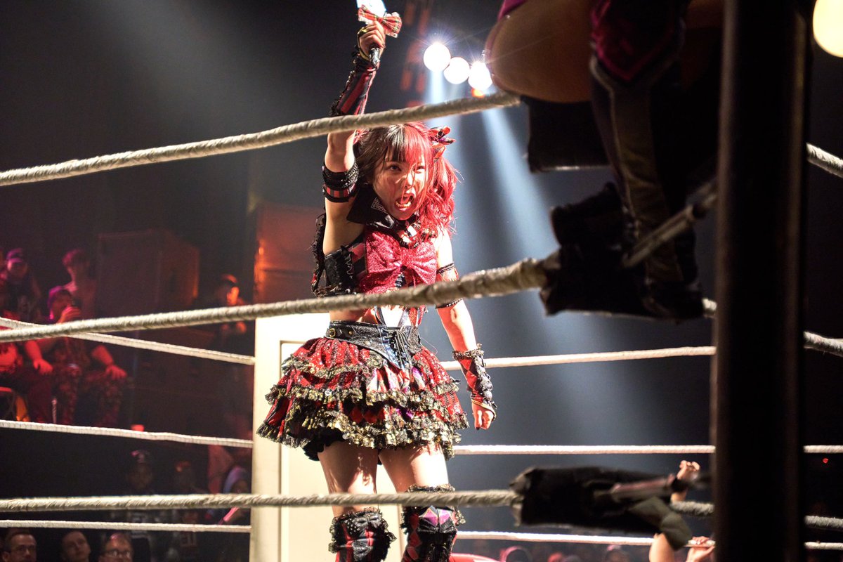 kinggordzilla's tweet photo. The cutest killer in the game. @maki_itoh proving what a menace she is during @GCWrestling_ #GCWTheWay at Harpos in Detroit. #MDK https://t.co/LeurAwWY5E