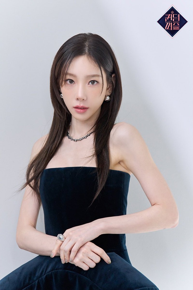 _snsd_updates's tweet photo. [Update] TAEYEON - ‘퀸덤퍼즐 / QUEENDOM PUZZLE’ Poster Bonus Cut

📺 Episode 1: June 13 (Tue) at 10pm (KST) on Mnet, TVING

#taeyeon #태연 #kimtaeyeon #김태연 #mctaeyeon #queendompuzzle #퀸덤퍼즐 #mnet #엠넷 #tving #queendom #퀸덤 #puzzle #퍼즐 #idolshow
230517 https://t.co/pKhdumIkQV