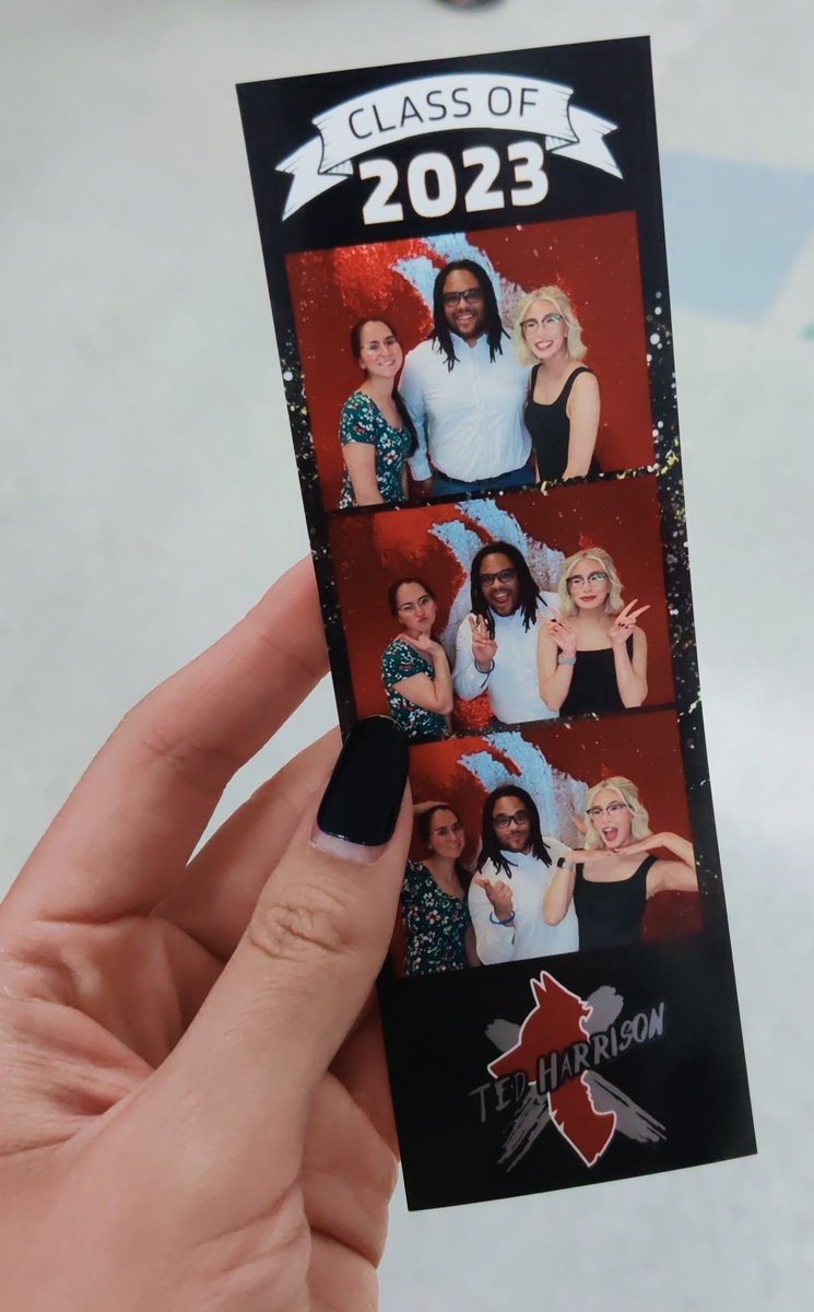 Last week was very exciting as I'm so happy to share that I've been granted my continuous contract with <a href="/yyCBEdu/">Calgary Board of Education</a> <a href="/Area4CBE/">CBE Area 4</a> <a href="/ATA38/">Calgary Teachers</a> !! Thanks to all the wonderful humans who have supported my teaching journey! 🎉 #WeAreCBE