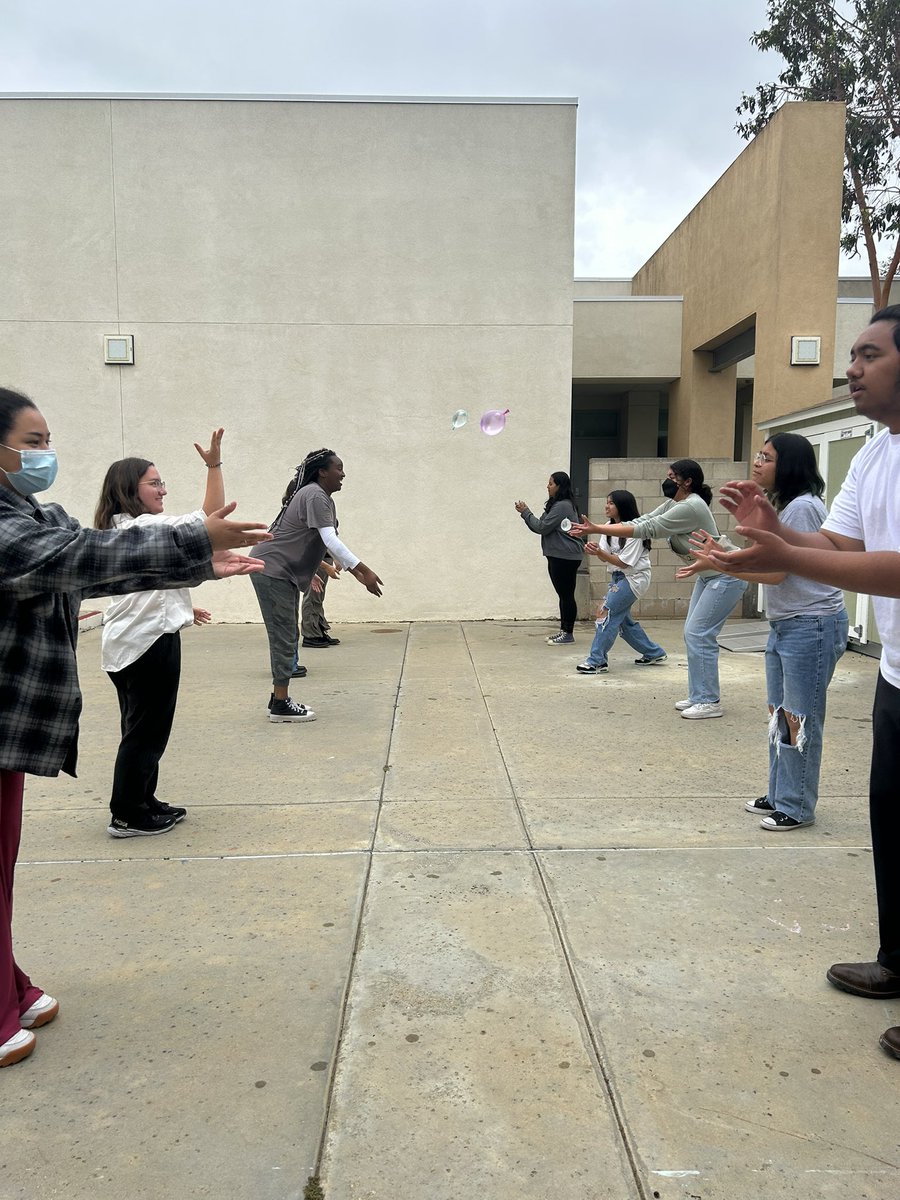 cams_wellness's tweet photo. Students have been enhancing their social wellness this week! Some outdoor activities have been a water balloon toss and coloring chalk mandalas with their peers https://t.co/kNZwz2YWv3