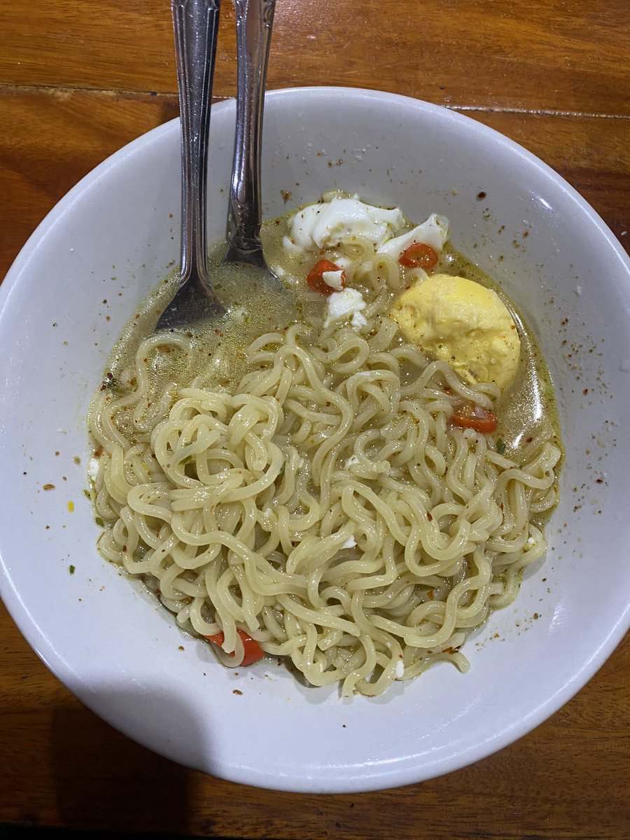 jfrl_'s tweet photo. Makan mba https://t.co/tyMOoirhlG