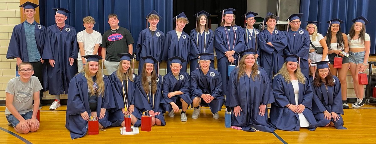 ShalerArea's tweet photo. Shaler Area seniors were invited to return to where it all started &amp; visit their primary schools today before commencement. The Class of 2023 shared their favorite memories &amp; future plans with current students &amp; their former teachers. 🎓💙 #WeAreSA #SASD2023 https://t.co/1x6XsMvj7b