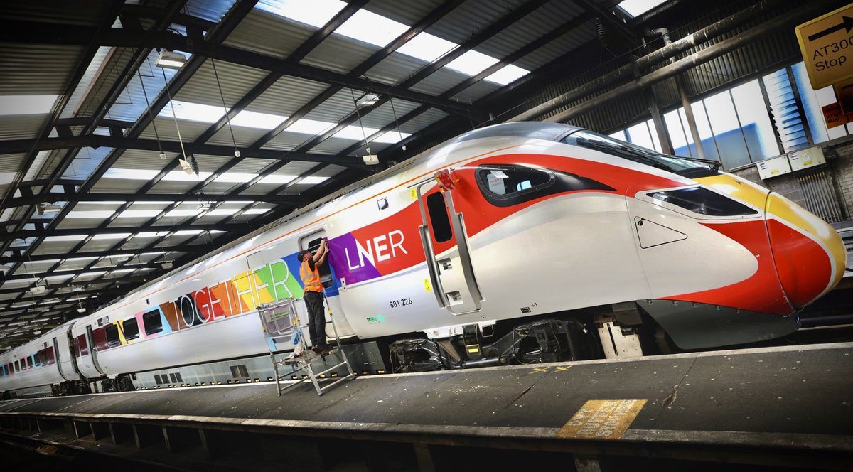 New #trainbow alert! <a href="/LNER/">London North Eastern Railway</a> has re-liveried a whole 9-car Azuma with LGBTQ+ flags &amp; named it ‘Together’ as nod to its support of #Pride events along route. This is GOOD. It looks superb.
If you are irritated by Pride trains,&amp; before you reply to tell me, pls read this thread.[1/9]