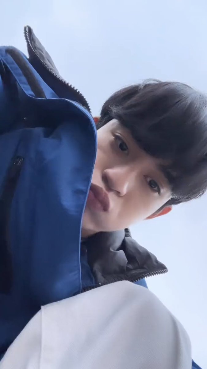 deermyraccoon's tweet photo. Our Wuju came to report by himself this time (I wonder why, after sending someone off~ 🙈) 

And P’Pond posted about Barcode, our boy is loved 🥰 

#WujuReporter #BarcodeTin #SendLoveToWuju https://t.co/ExMKCl78Wf