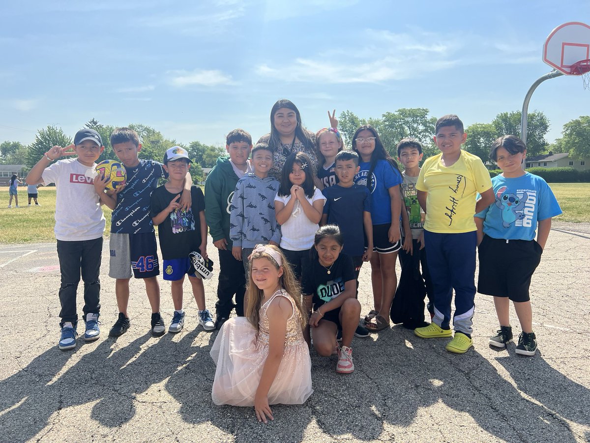 Last Day with these superstars! Summer here we come!☀️