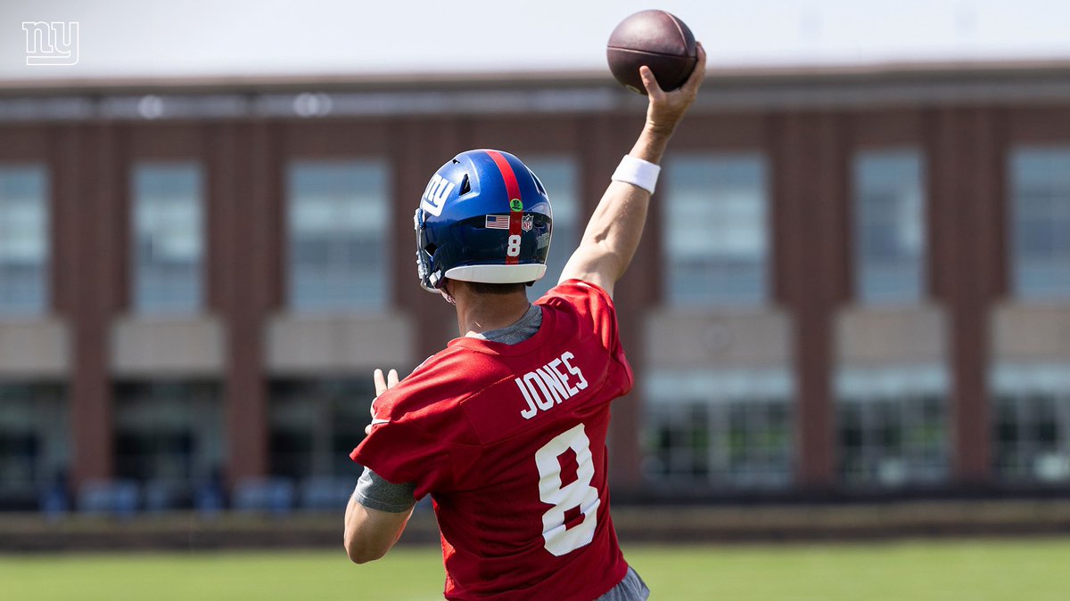 Giants's tweet image. Friday work ☀️