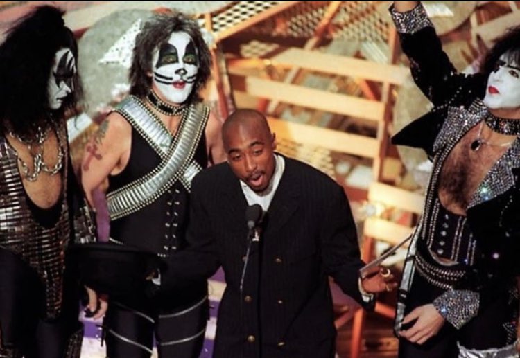 Tupac & Kiss at the 38th Annual Grammy Awards (1996) 

#history #musichistory #GRAMMYs #Tupac #Kiss #rocknroll #rap #raphistory #RocknRollhistory #HOF #GeneSimmons