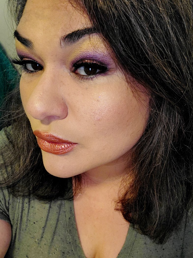 NRev02's tweet photo. Thanks guys for hanging with me and watched try freaking lashes again! Lol #messymakeup #summerlooks2023 #amorous https://t.co/SmIXxmI3lz