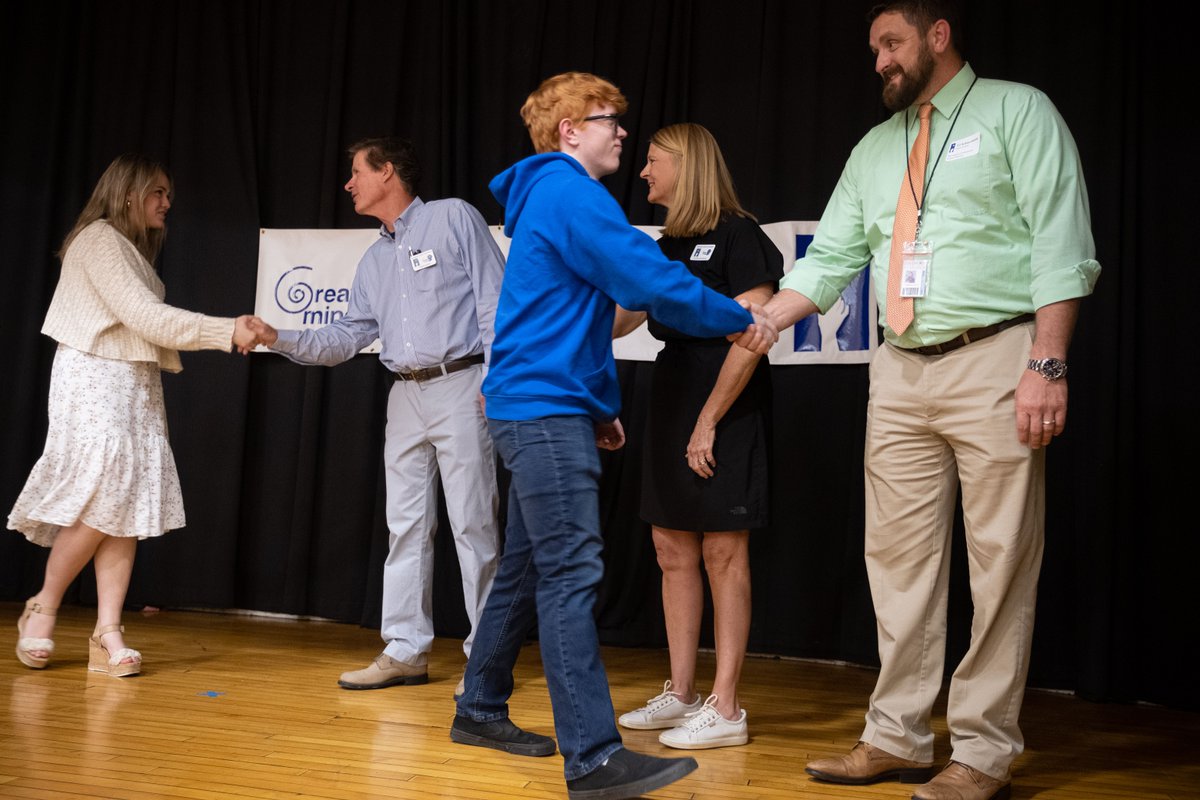 DavSchools's tweet photo. The Davenport Schools Foundation awarded 46 DCSD students with scholarships worth over $95,000 to continue their education plans. The recipients of the awards were honored at the DCSD Achievement Service Center on Monday, May 22nd. Congratulations to these amazing students! W ... https://t.co/UB881QjMm3