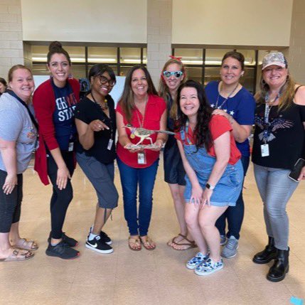 Loved our team building activities today!! Love being a Roadrunner! Happy Summer.☀️🌴<a href="/HumbleISD_HHE/">Hidden Hollow Elementary</a>