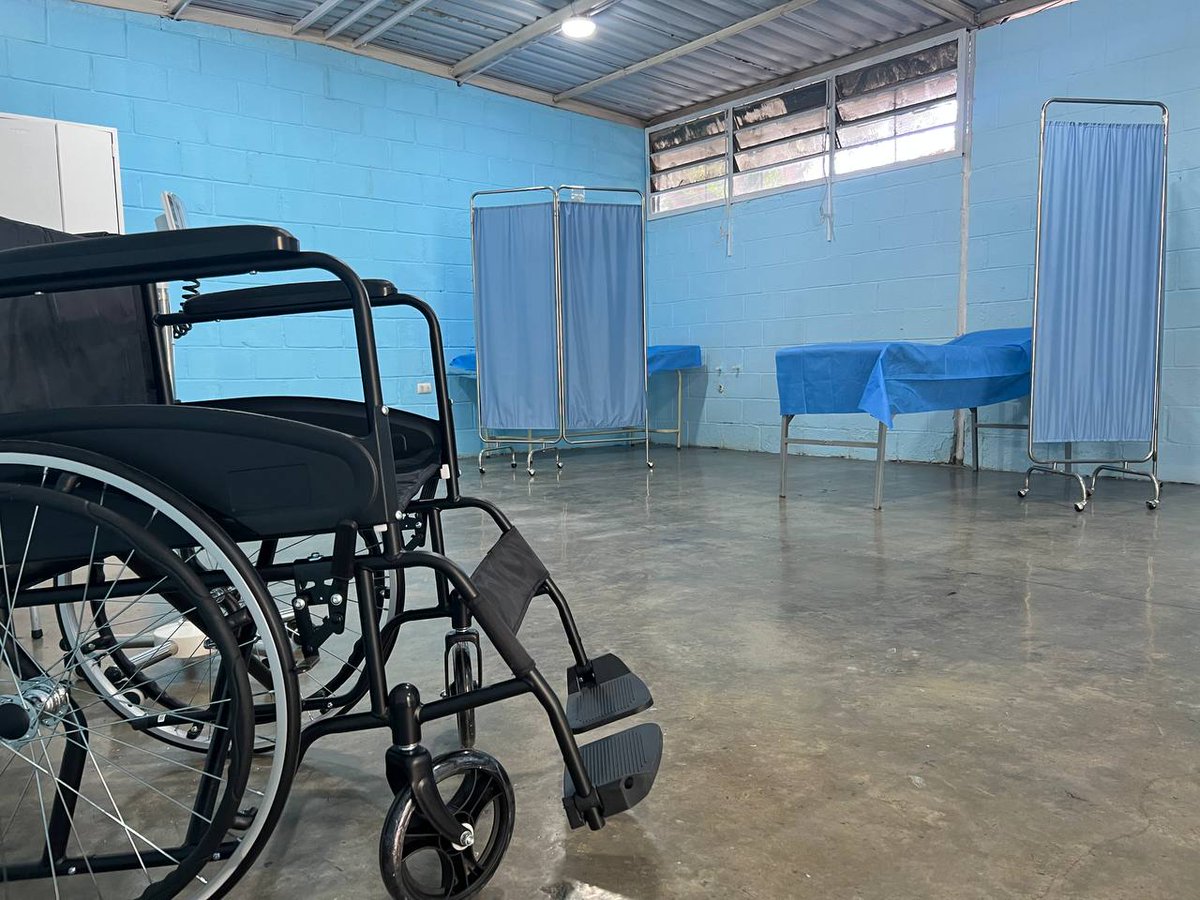 Seguimos aportando al sistema de salud de nuestro gremio.

Gracias a las Bricomiles se rehabilitará nuestro consultorio médico odontológico en la U.E.N. Zoé Xiques Silva, de la pqa. San Juan en Caracas.

¡Más atención, mayor bienestar!

<a href="/NicolasMaduro/">Nicolás Maduro</a>
#VenezuelaSinSanciones