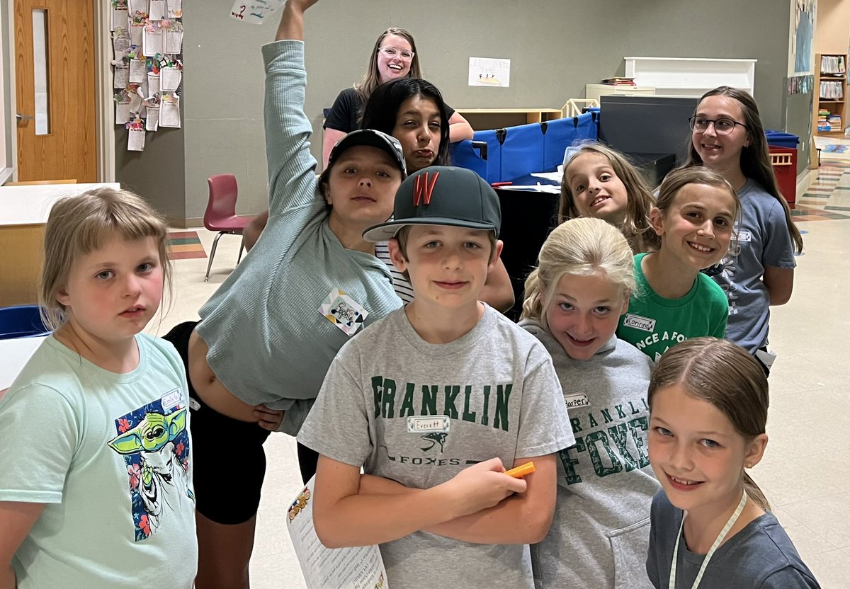 Bray4Ed's tweet photo. Thanks to our amazing staff, student tour guides, PTA, and Boy Scouts!  What a great Open House for our incoming Kindergarten students.  It was such a wonderful turnout.  @PullmanSD @BobMaxw26100953 @LMSprincipals @RobertaKramer80 @SESSuperstars @PullmanKES @PullmanHS @PullmanWA https://t.co/nZl8YsDeuS