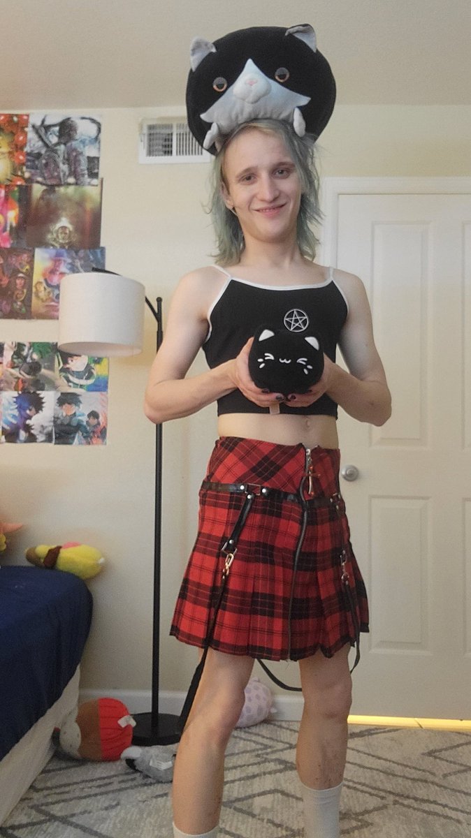 dksequel's tweet photo. Happy Pride Month everyone! Don't let anyone tell you who you are, or what you identify as! Ever since I came out as trans, I've been so happy! I can't wait to continue my transition!
#PrideMonth #trans #transgirl https://t.co/xD4xJlV4Cb