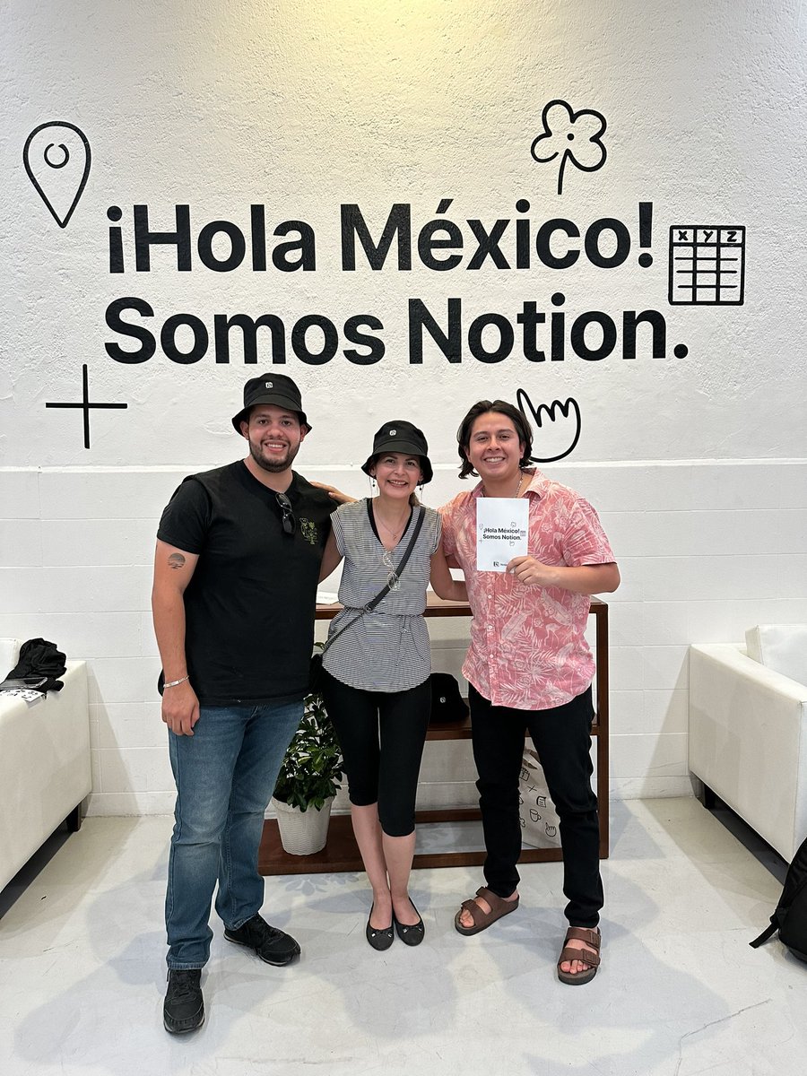 Ger_Godfrey's tweet photo. Trabajando un rato en
#NotionCDMX @NotionHQ @NotionEspa @NotionMexico 🔥🚀✨ https://t.co/9ARjOJ1E5x