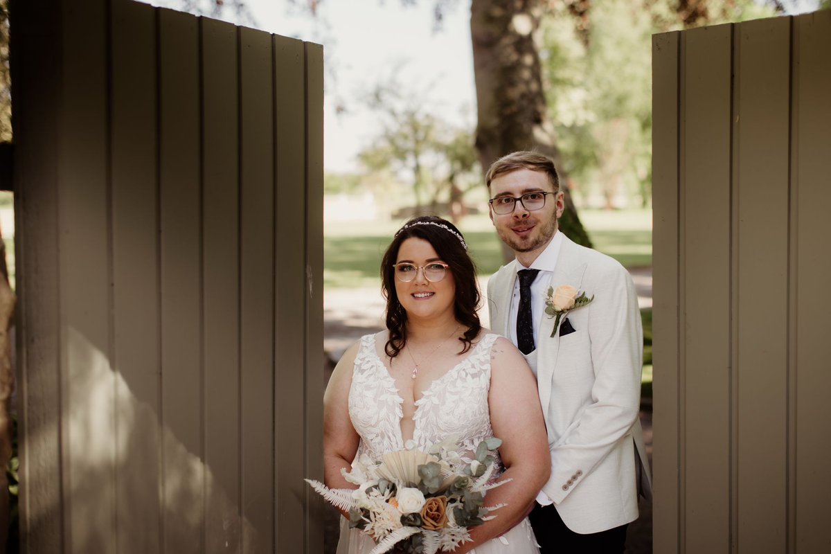 _kittykayla's tweet photo. We got married 💒🤍 30.05.23 https://t.co/iwBTWxPDh5